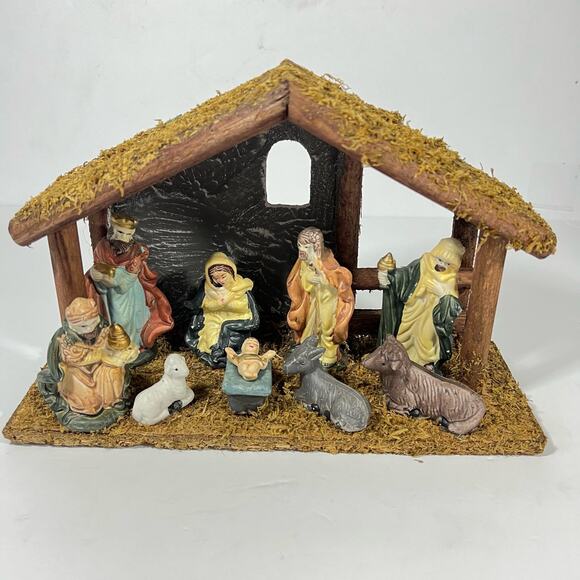 Vintage Nativity Set Scene Figurines 8 Pieces small creshe - Picture 1 of 7